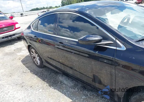 2015 Chrysler 200 Limited z USA, uszkodzony, nr VIN 1C3CCCAB3FN657817